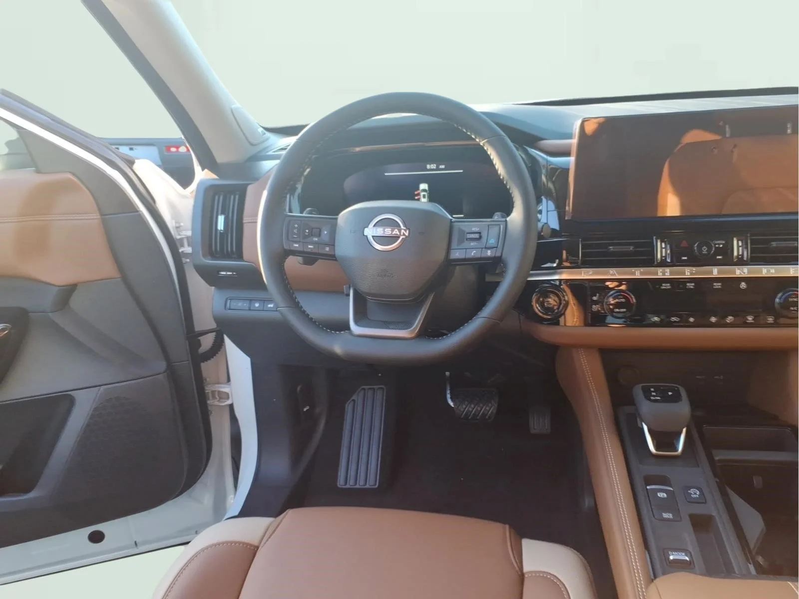 New 2026 Everest White Pearl TriCoat Nissan Platinum image 11