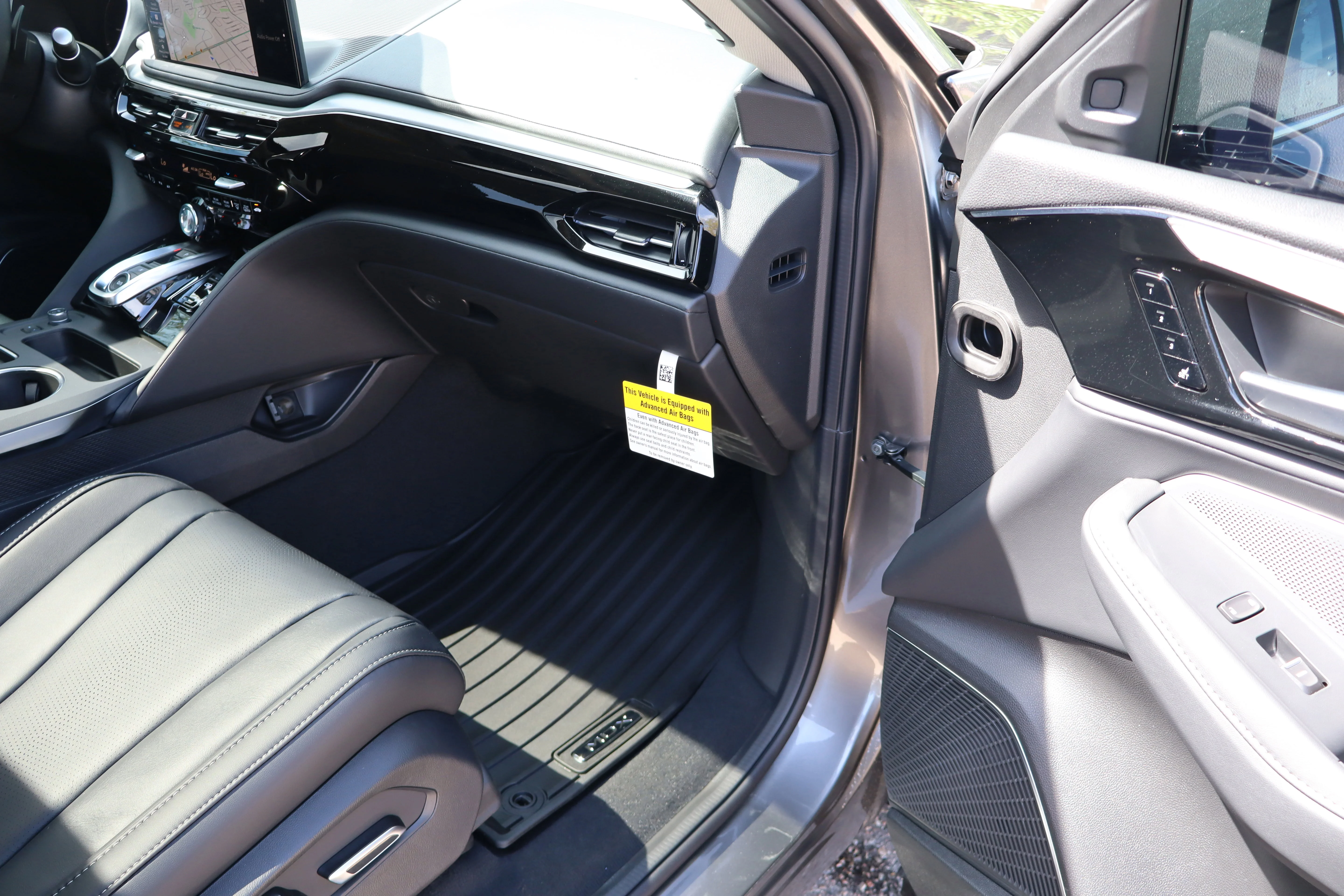 New 2026 Liquid Carbon Metallic Acura w/Technology Package image 34