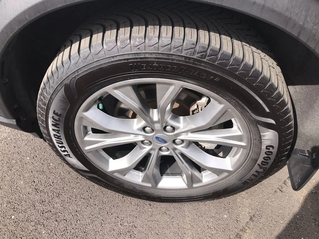 Used 2022 Silver Ford XLT image 10