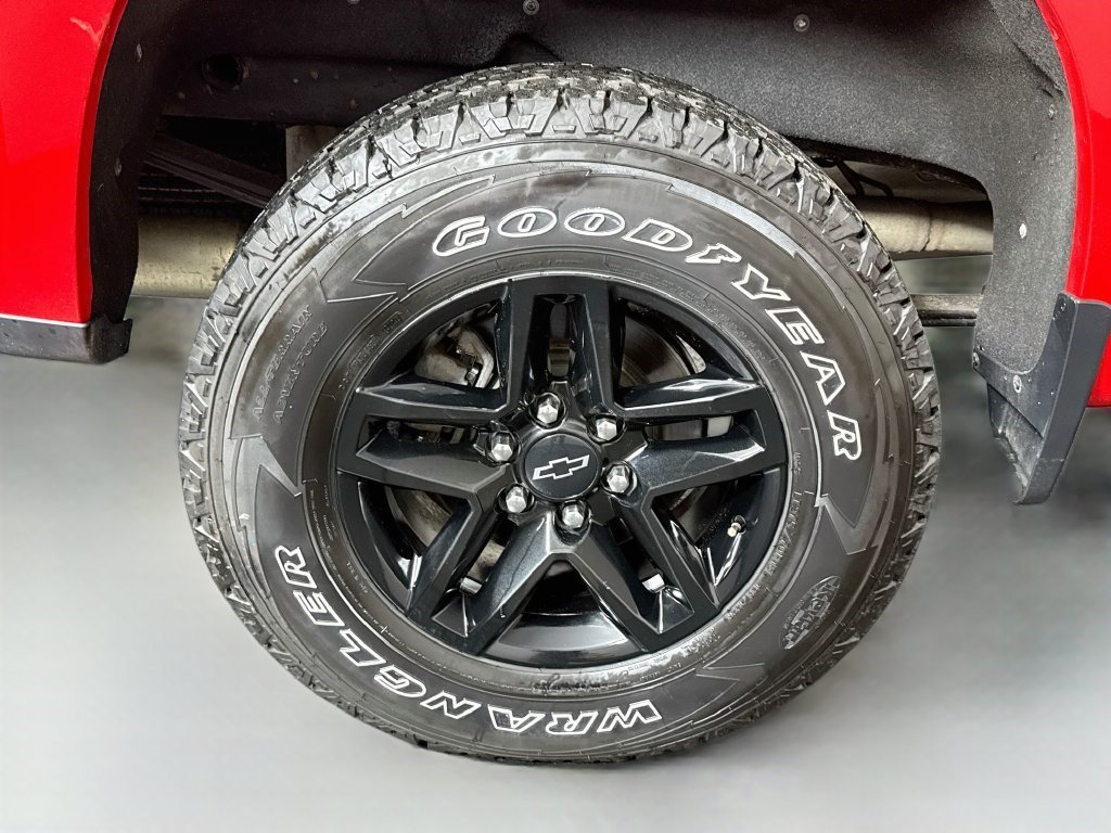 Used 2022 Red Hot Chevrolet Custom Trail Boss image 27