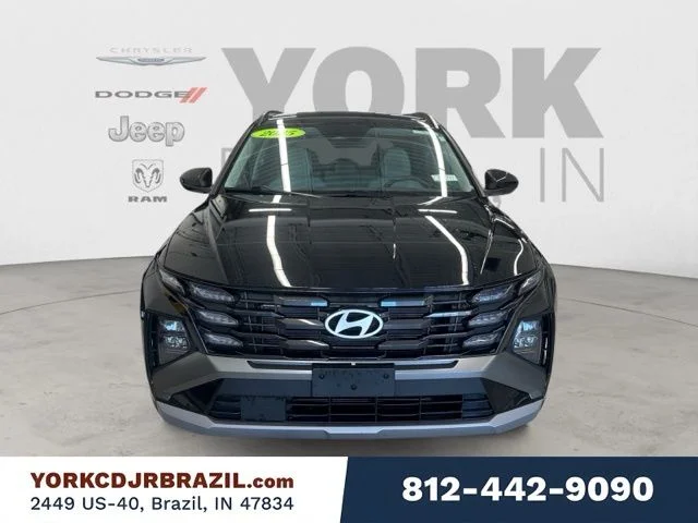Used 2025 Black Hyundai SEL image 8