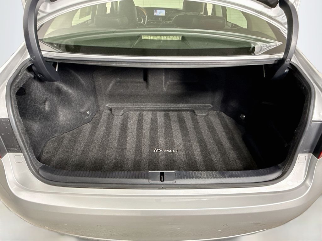 Used 2013 Silver Lining Metallic Lexus Hybrid image 27