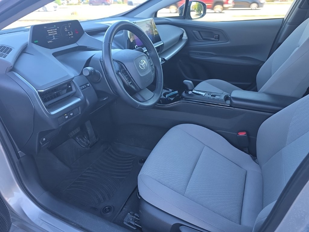 Certified Used 2023  Toyota LE image 8