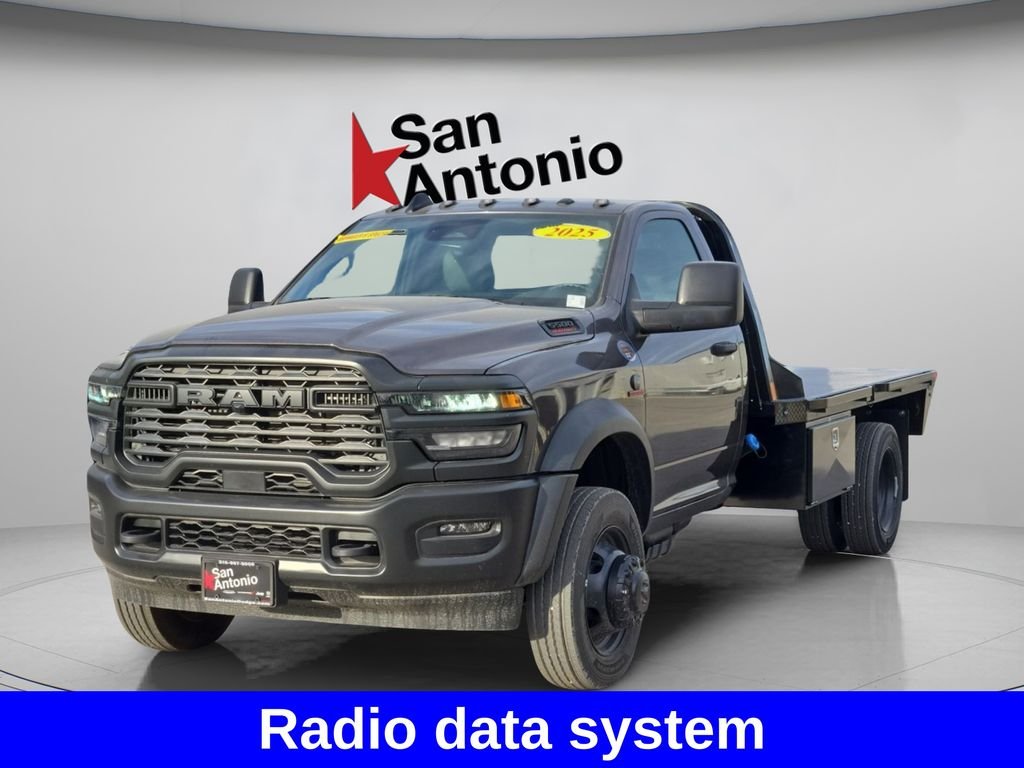 New 2025 Granite Crystal Metallic Clearcoat RAM Tradesman image 5