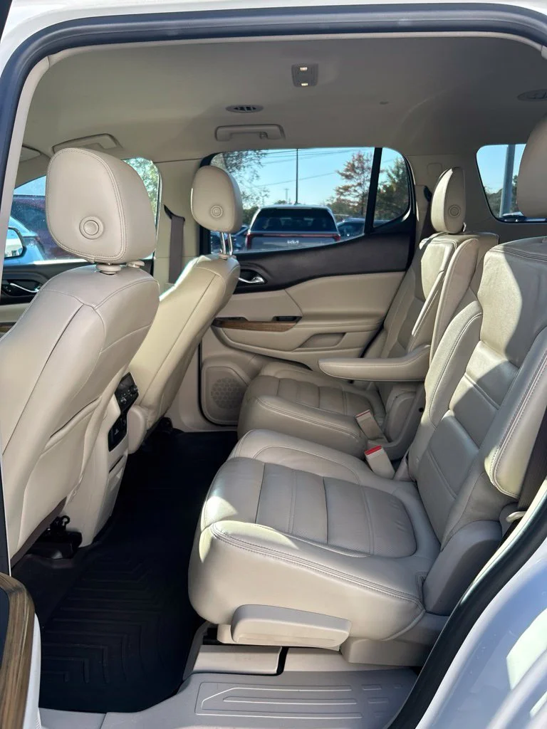 Used 2017 White GMC Denali image 16