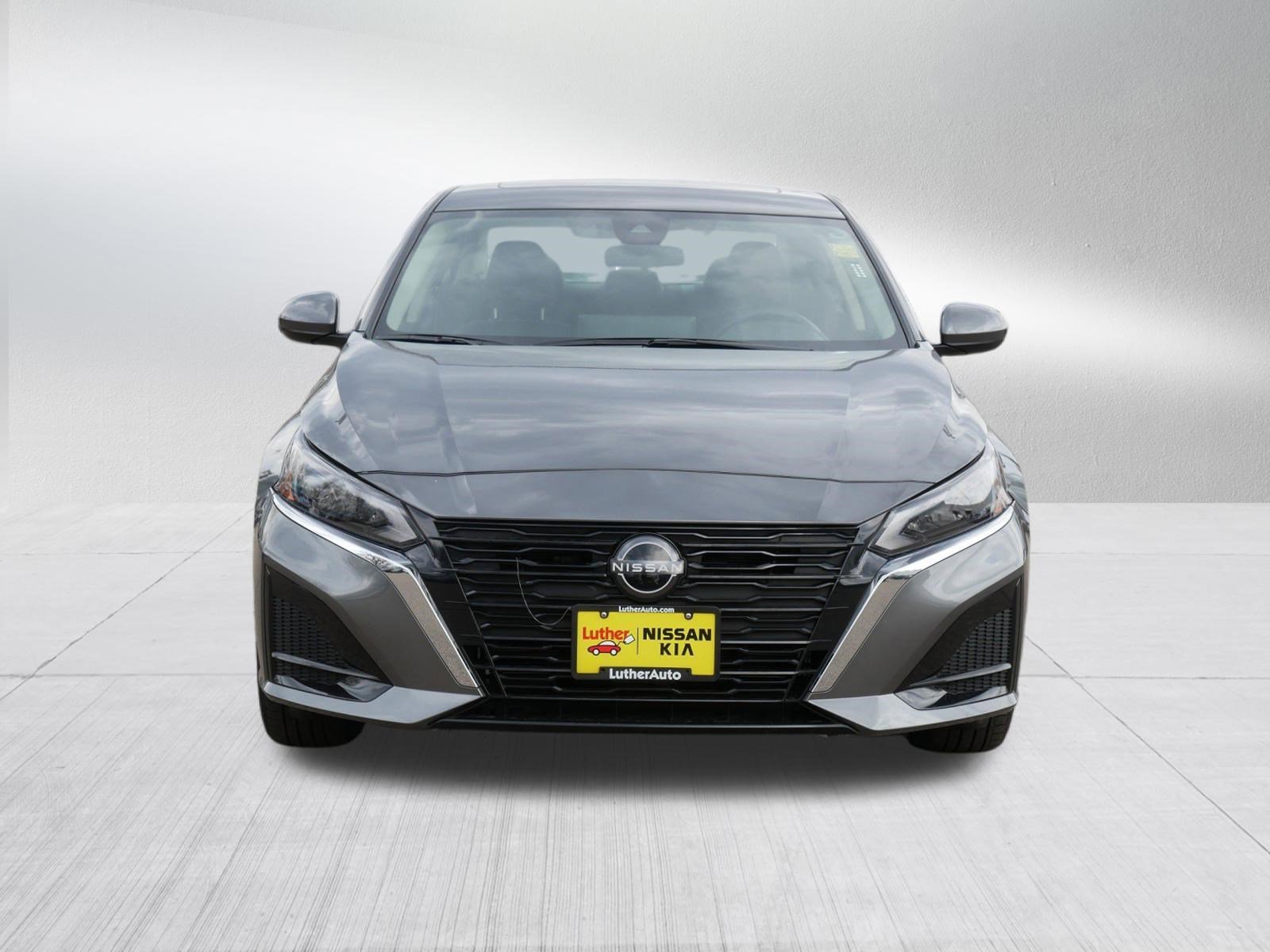 Certified 2023 Nissan Altima SV with VIN 1N4BL4DW1PN393824 for sale in Inver Grove, Minnesota