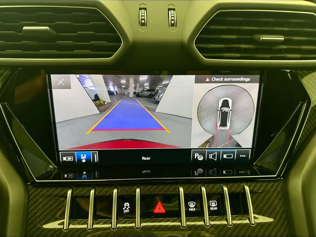 Used 2023 Rosso Mars Metallic Lamborghini Performante image 14