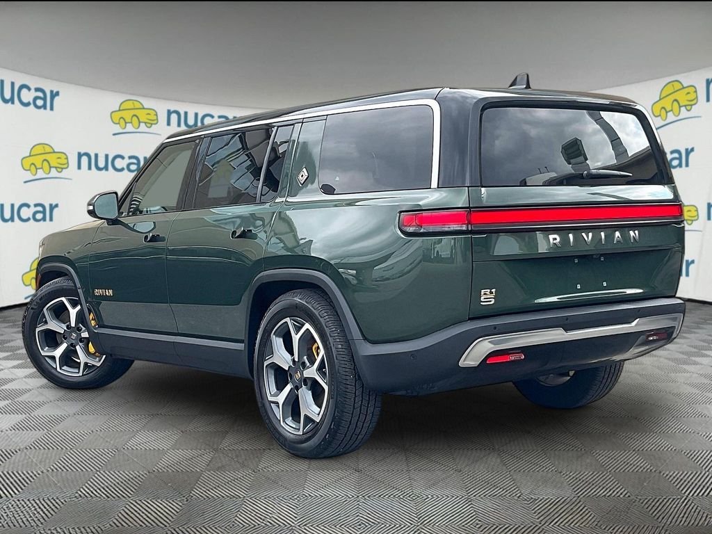 Used 2023 Green Rivian Adventure image 4