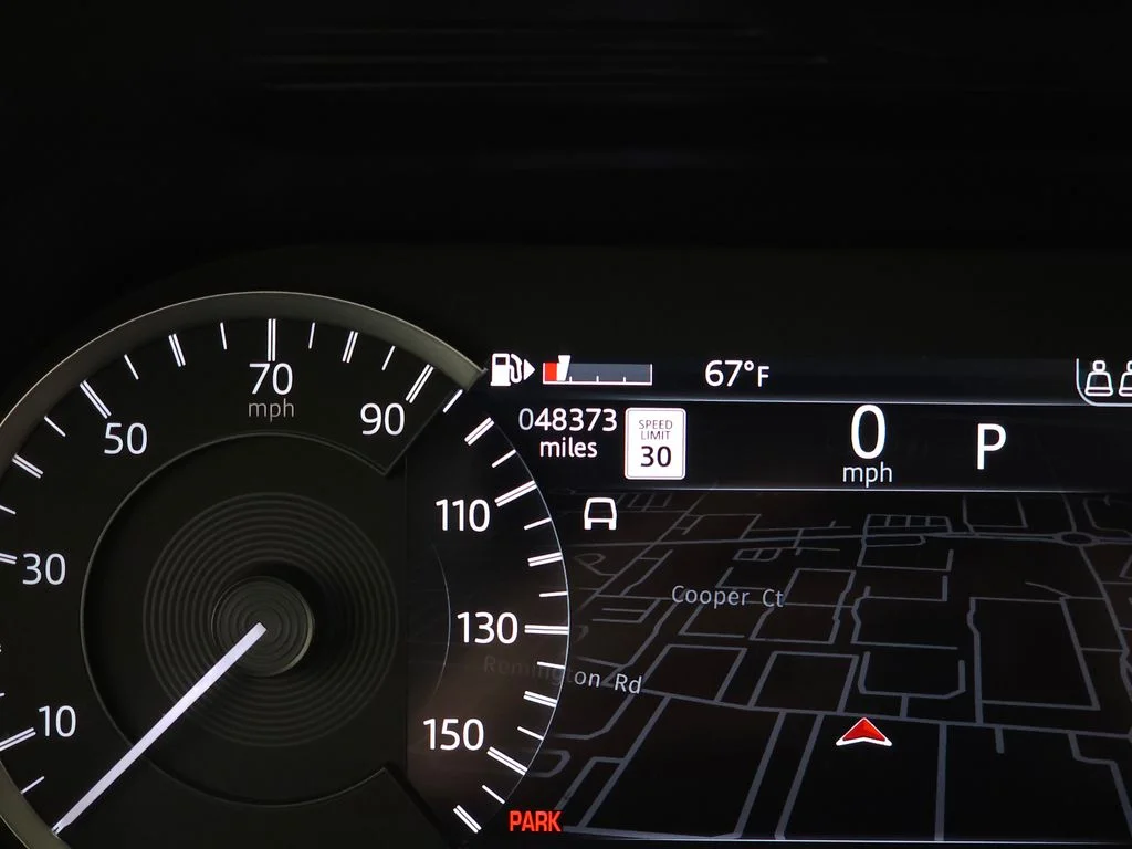 Used 2022 Black Land Rover S image 22