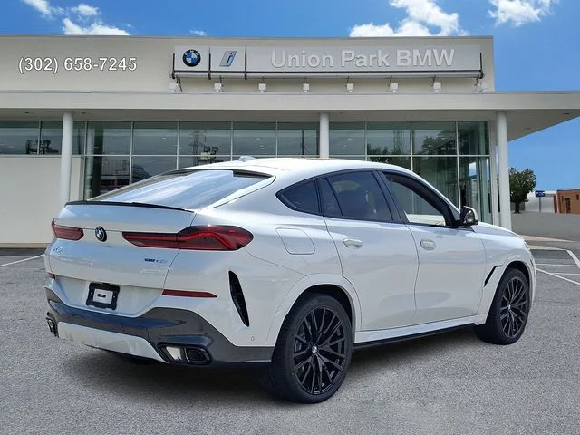 New 2027 Alpine White BMW xDrive40i image 4