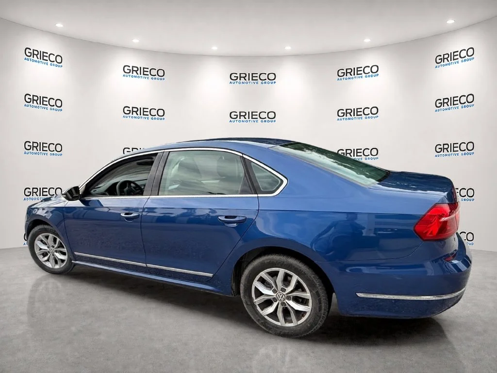 Used 2016 Blue Volkswagen 1.8T S image 5