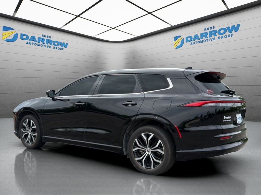 Used 2025 Black Toyota XLE image 3