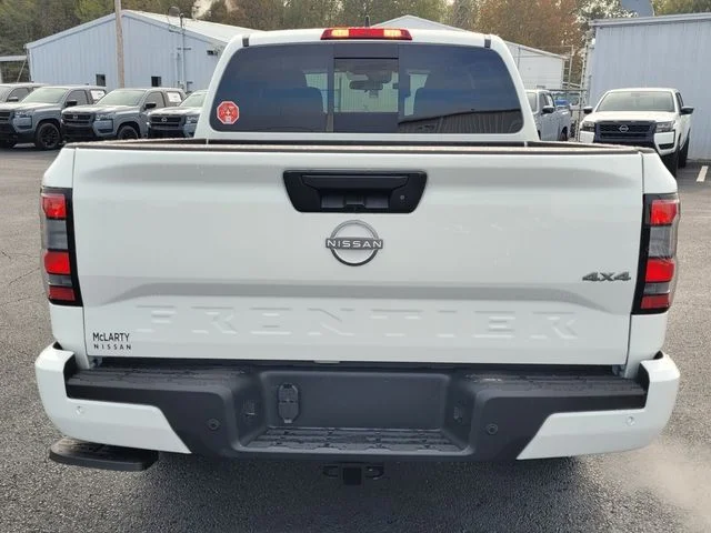 2026 Nissan Frontier SV - Photo 10