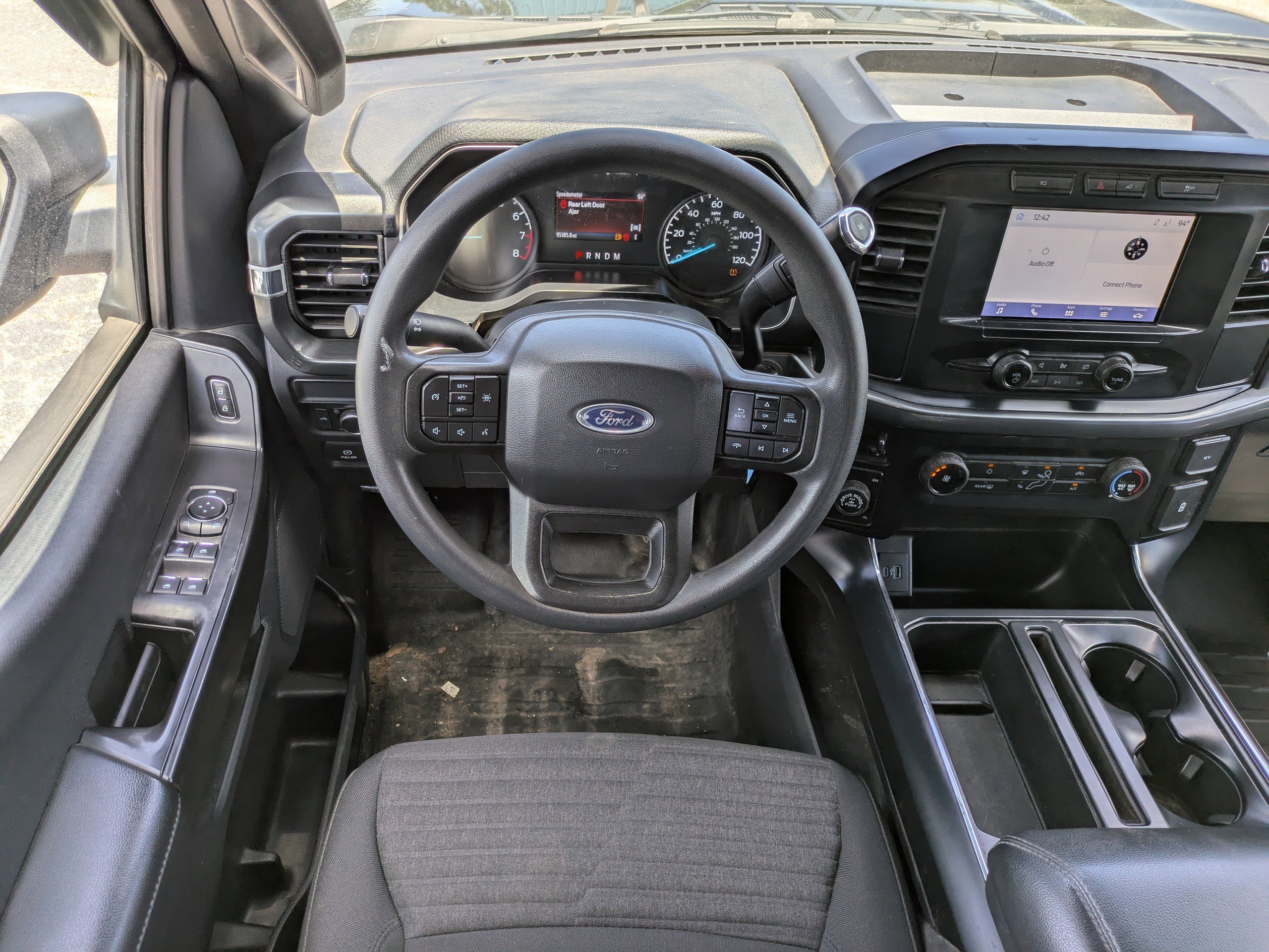 Used 2022  Ford  image 15