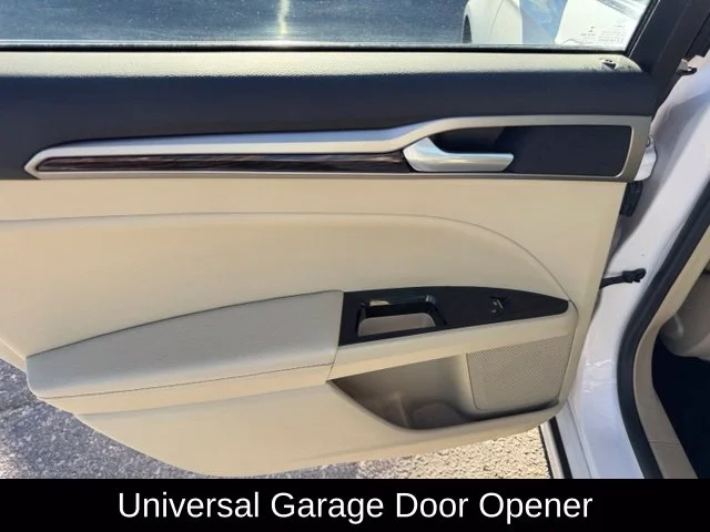 Used 2016 White Ford SE image 20