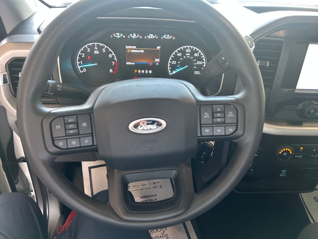 Used 2023 White Ford XLT image 17