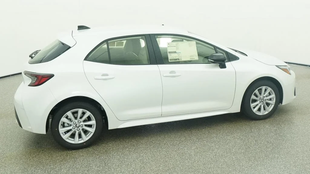 New 2027 Wind Chill Pearl Toyota SE image 16