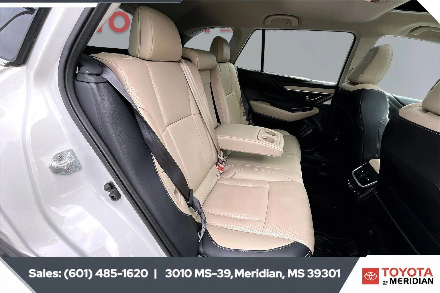 Used 2022 White Pearl Subaru Limited image 20