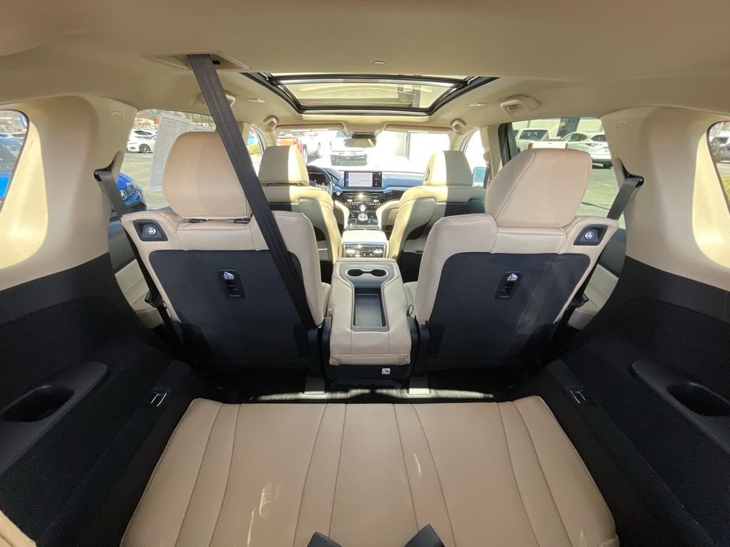 Used 2026 White Acura Base image 27