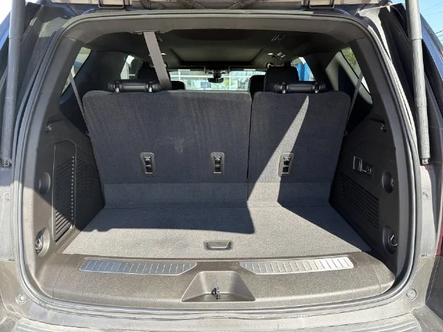 Used 2021  GMC Denali image 28