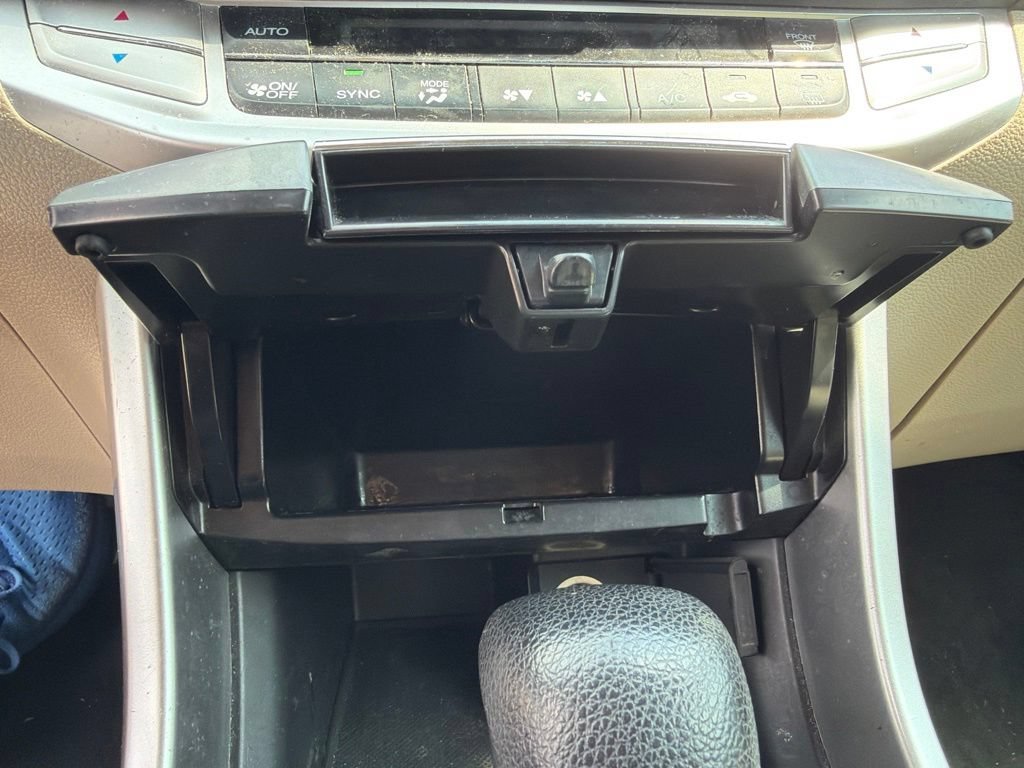 Used 2015  Honda LX image 30