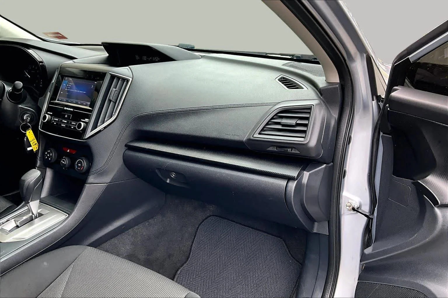 Used 2022 Ice Silver Metallic Subaru  image 18