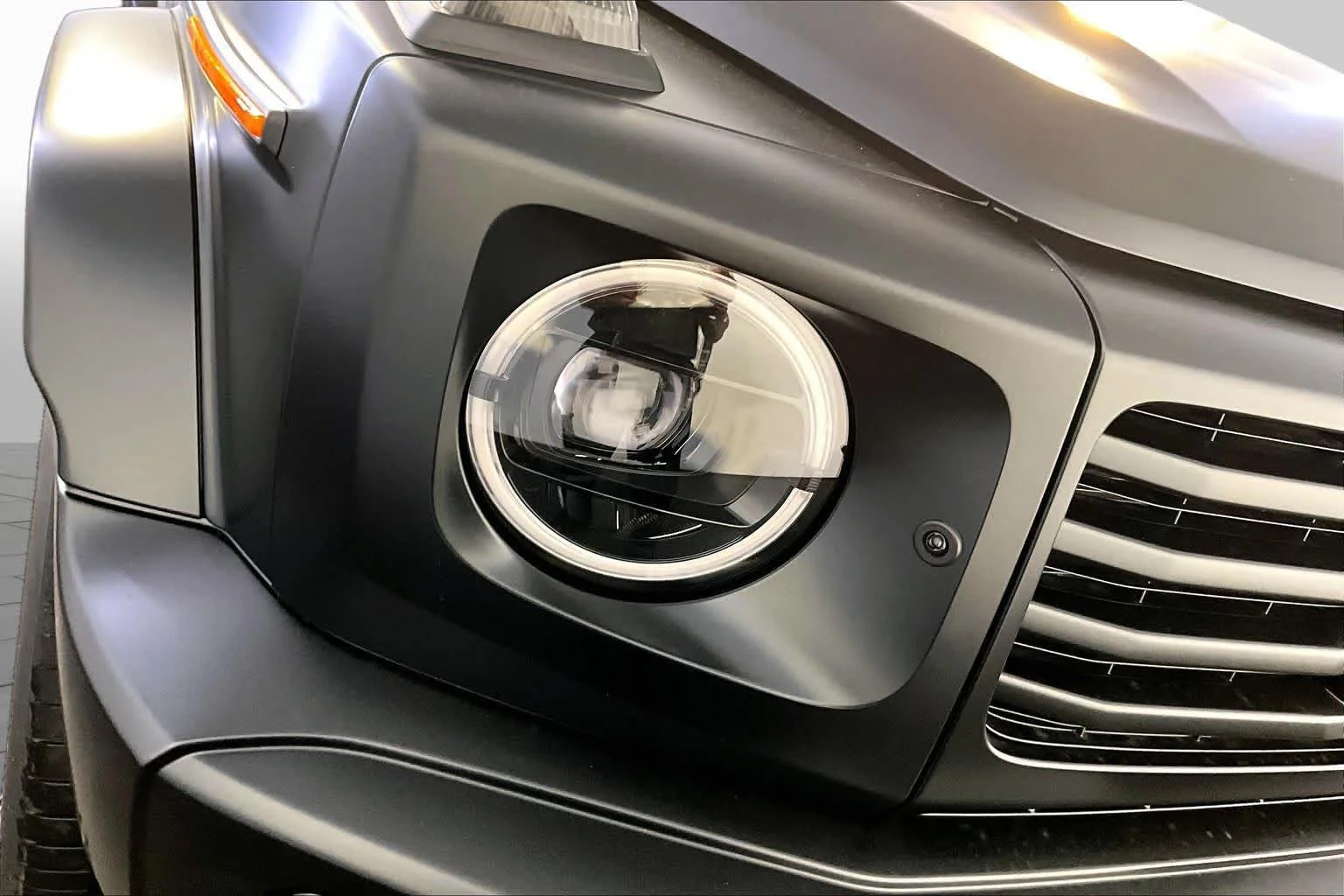 New 2027 MANUFAKTUR Night Black Magno Mercedes-Benz G 580e image 14