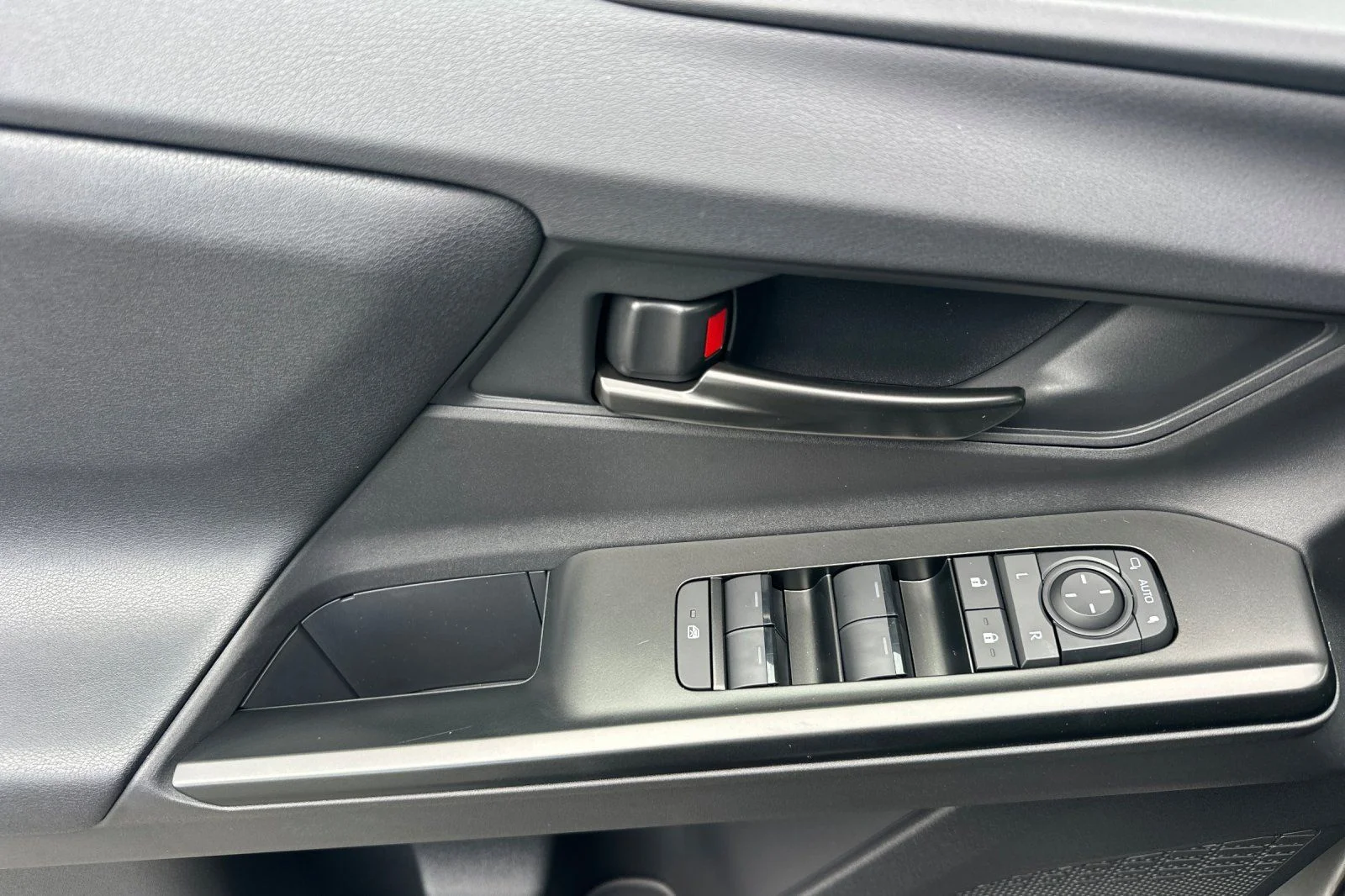New 2026  Toyota XLE Plus image 18