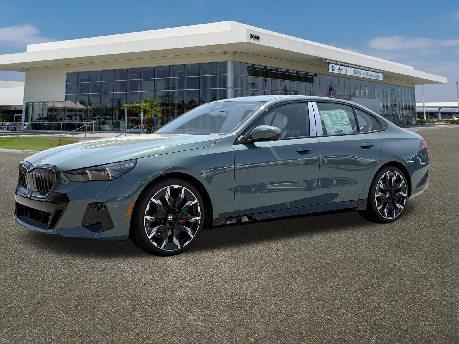 New 2027 Cape York Green Metallic BMW 530i image 5