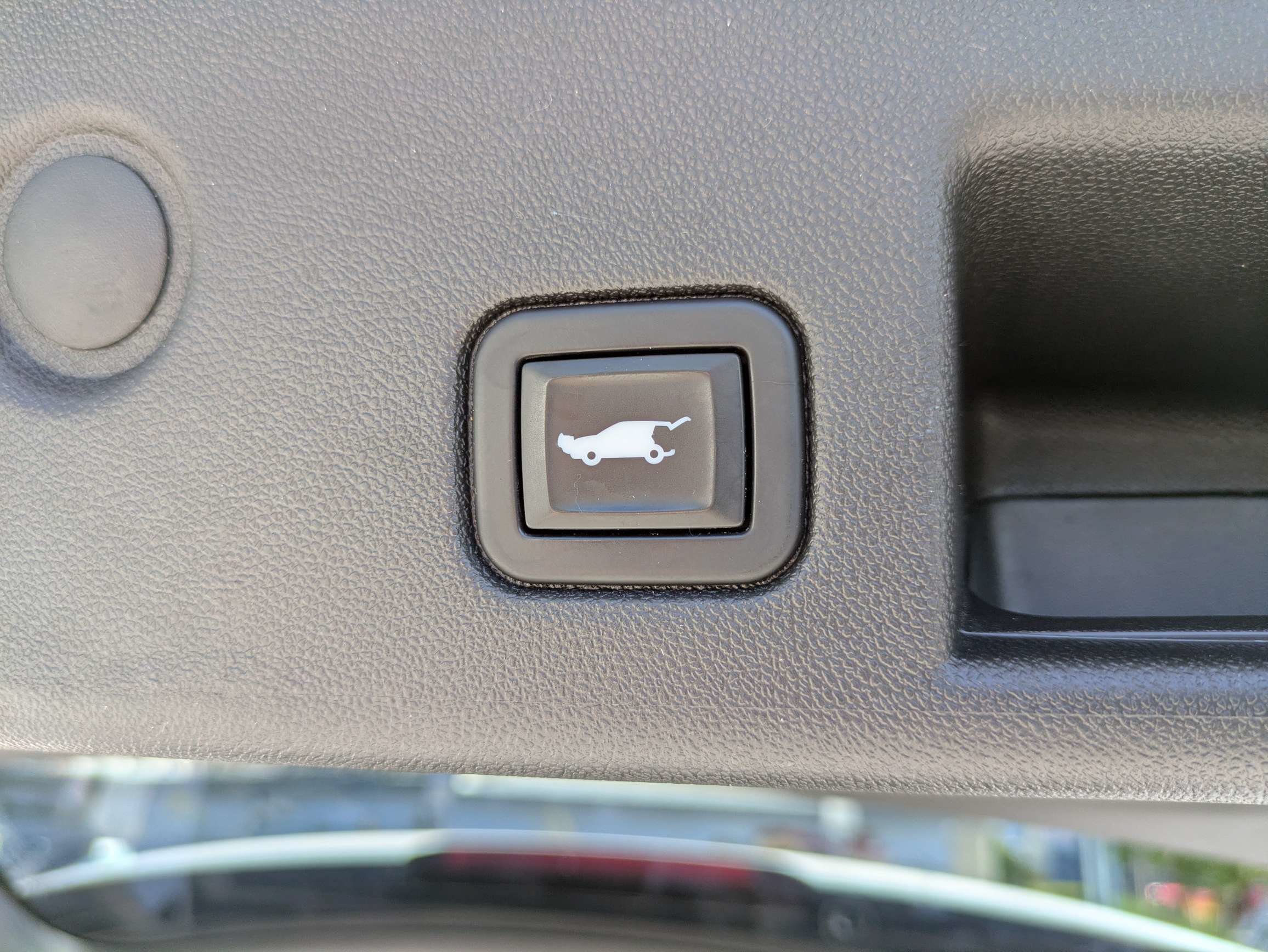 Used 2020 Summit White Chevrolet Premier image 16