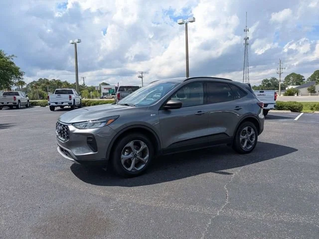 Used 2025 Gray Ford ST-Line image 7