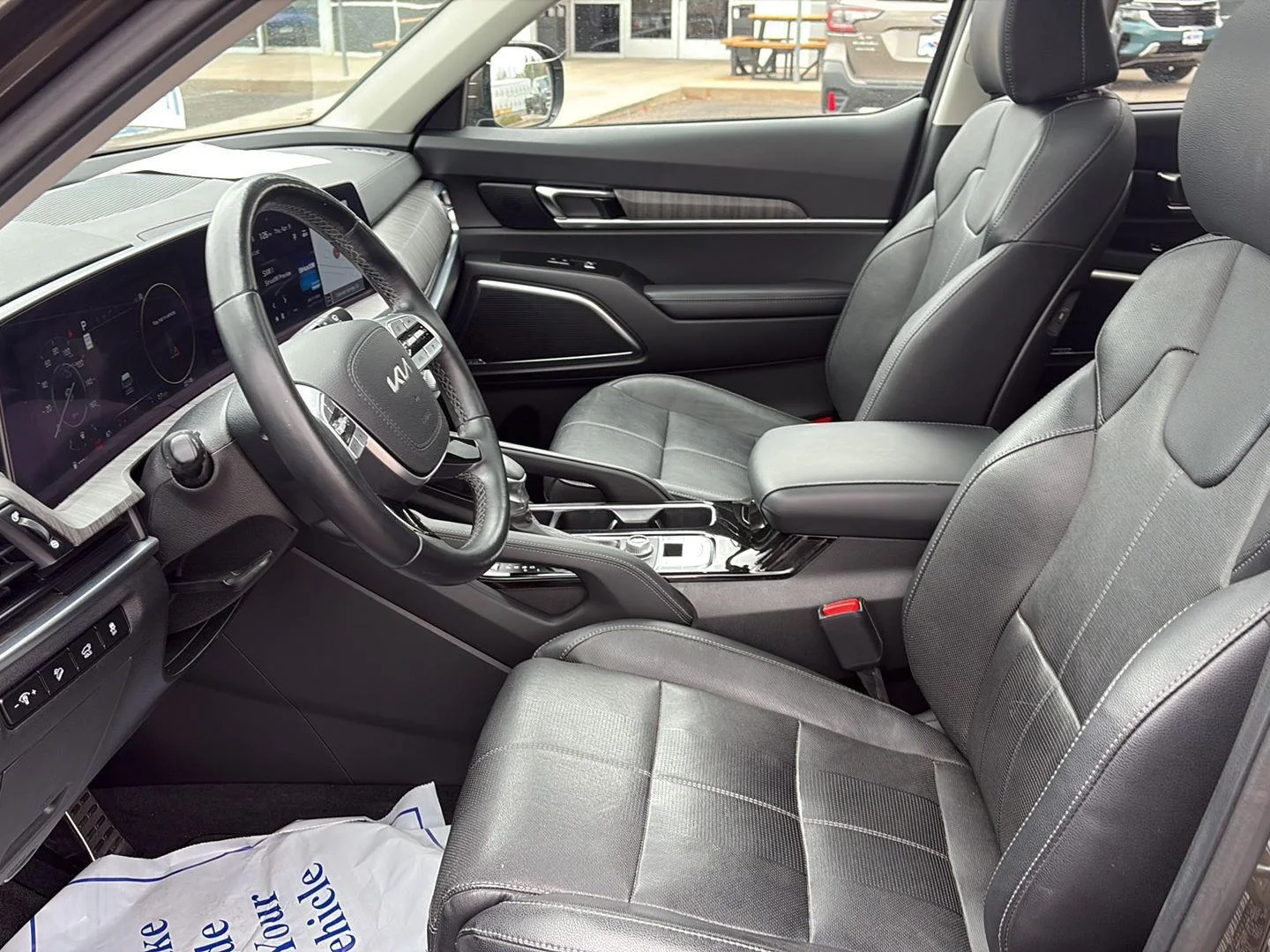 Used 2024 Dark Moss Kia SX image 12