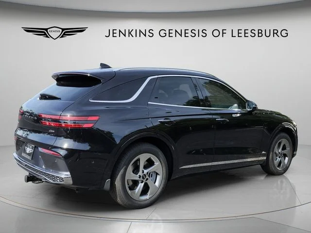 Used 2026 Black Genesis 2.5T Advanced image 4