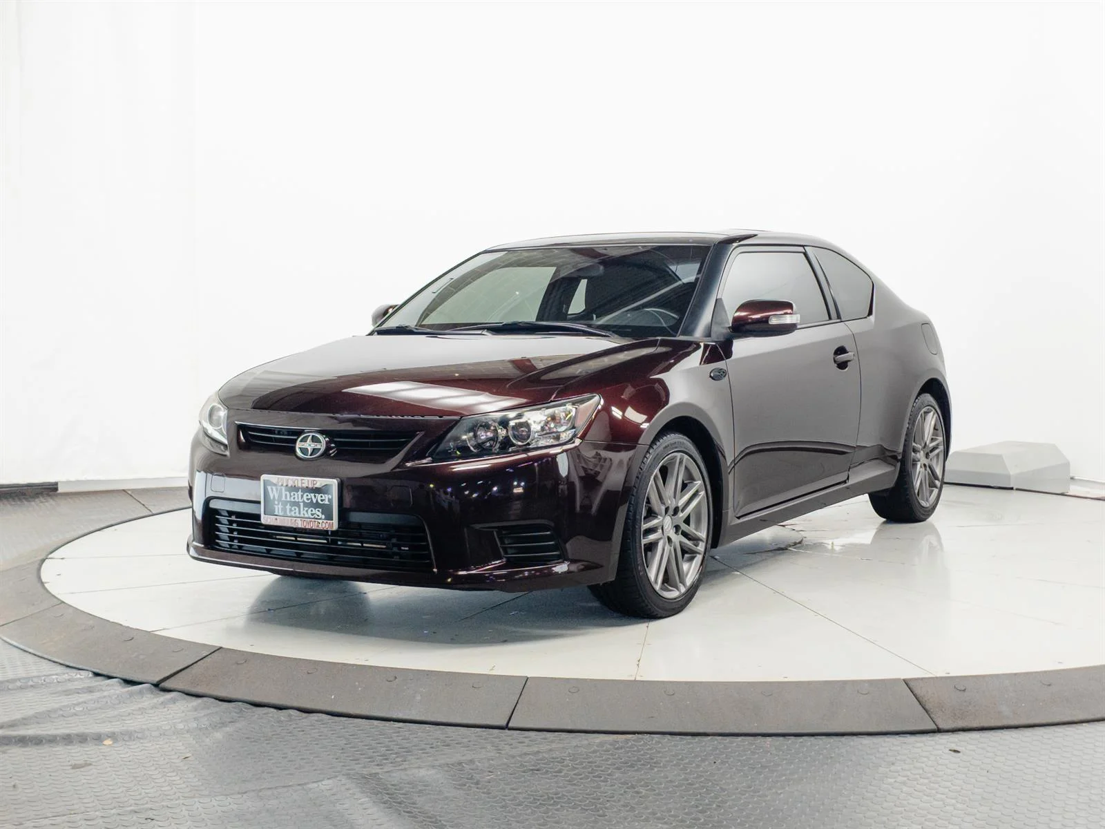 Used 2013 Red Scion Base image 3