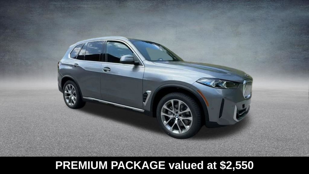 Used 2024 Gray BMW xDrive40i image 2