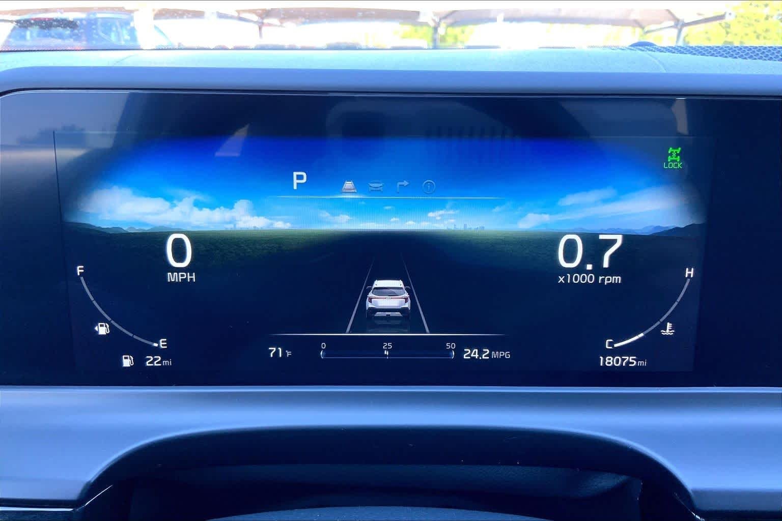 Used 2024 Snow White Pearl Kia X-Line image 26