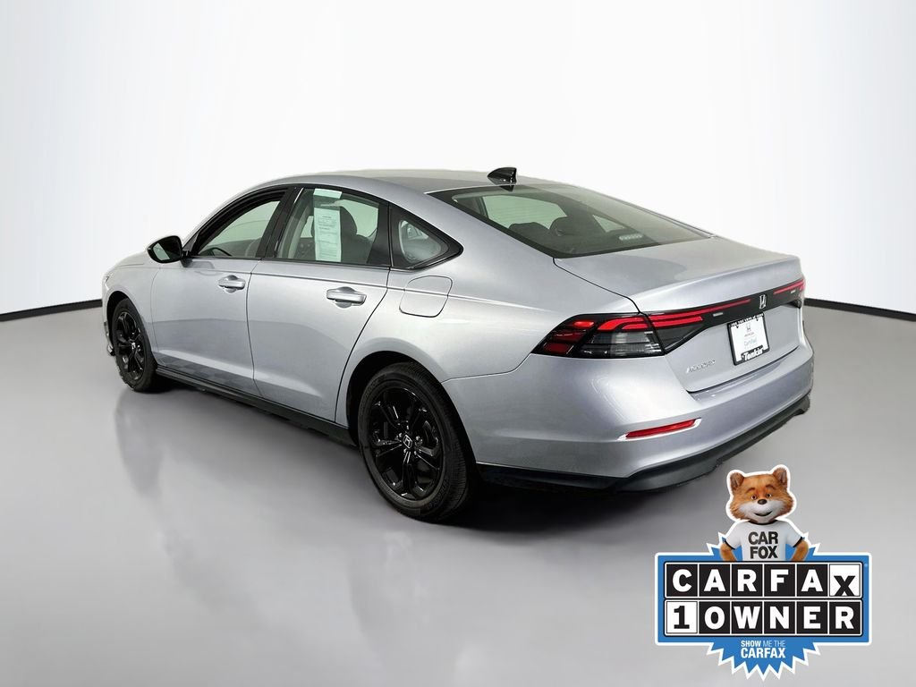 2025 Honda Accord SE - Photo 6