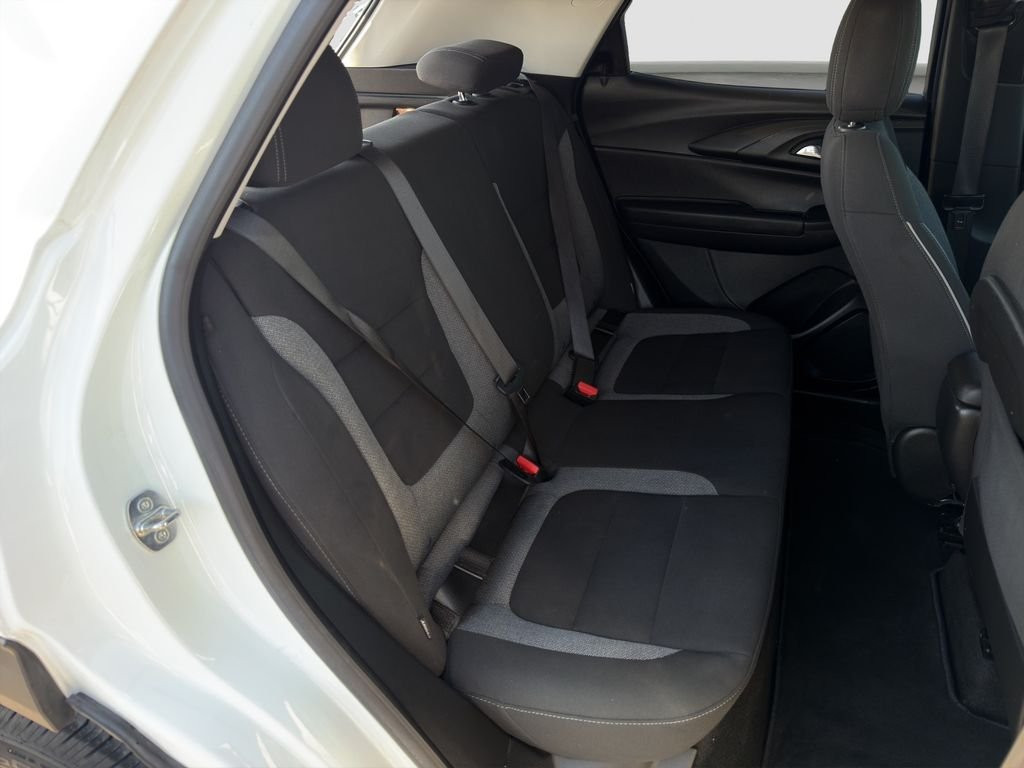 Used 2023 SUMMIT WHITE Chevrolet LT image 48