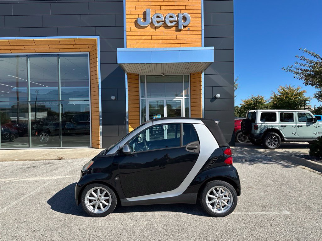 Used 2009 Silver smart Passion image 12