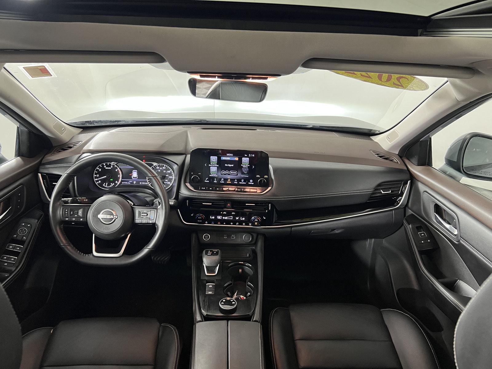 Used 2022 Boulder Gray Pearl Nissan SL image 25