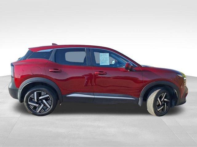Used 2025 Red Nissan SV image 9