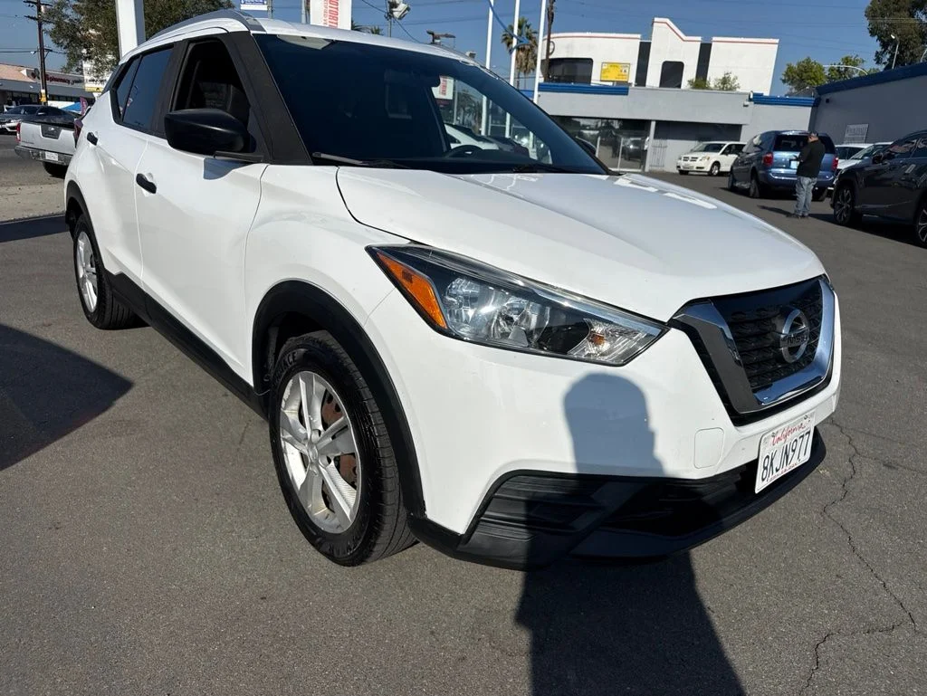 2019 Nissan Kicks 1.6 S's photo