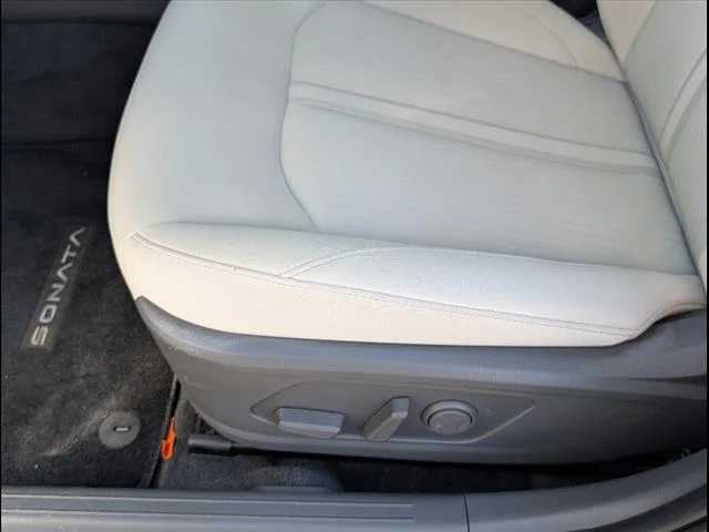 2024 Hyundai Sonata Hybrid SEL - Photo 15