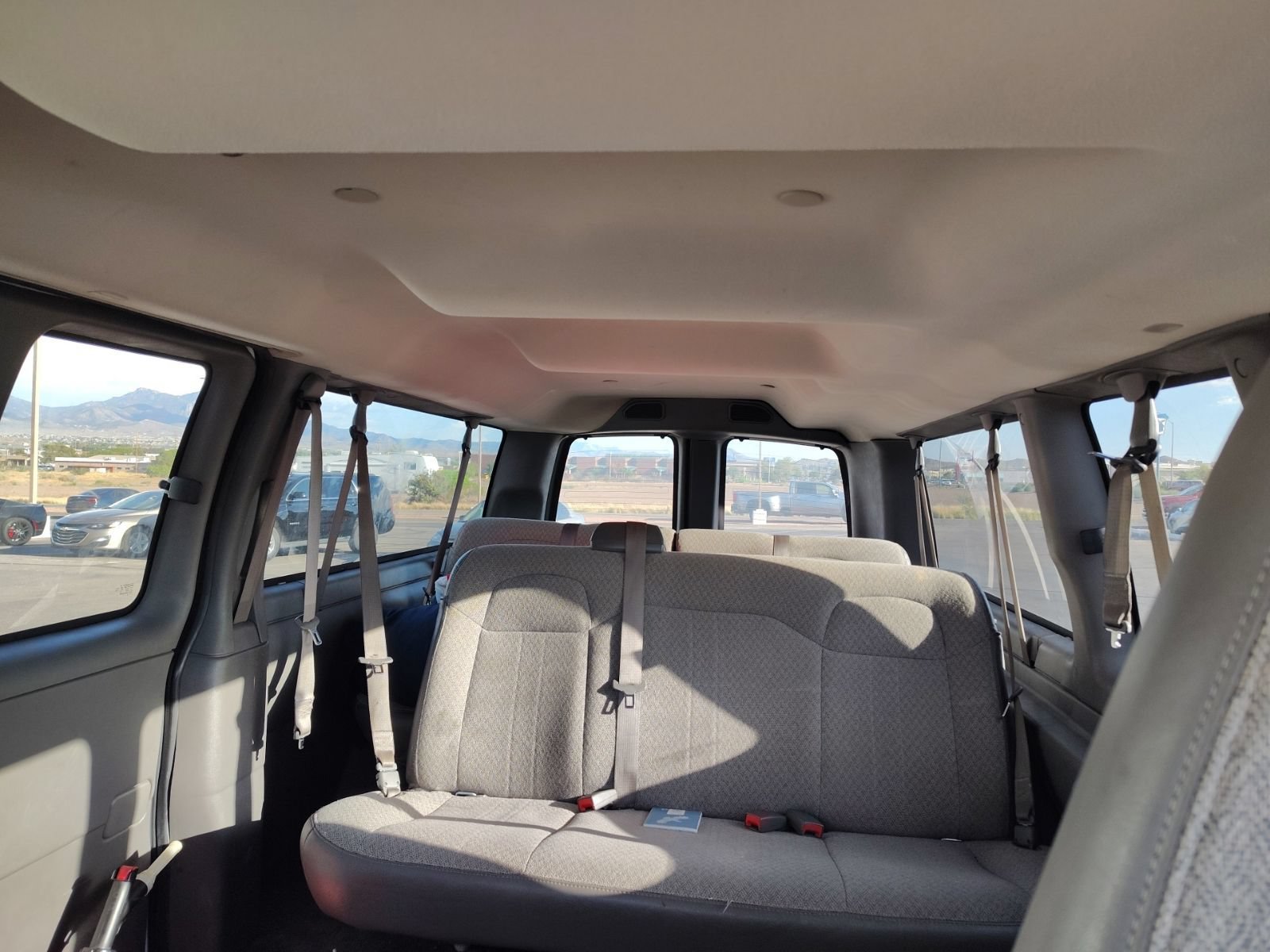 2019 Chevrolet Express Passenger LT - Photo 6