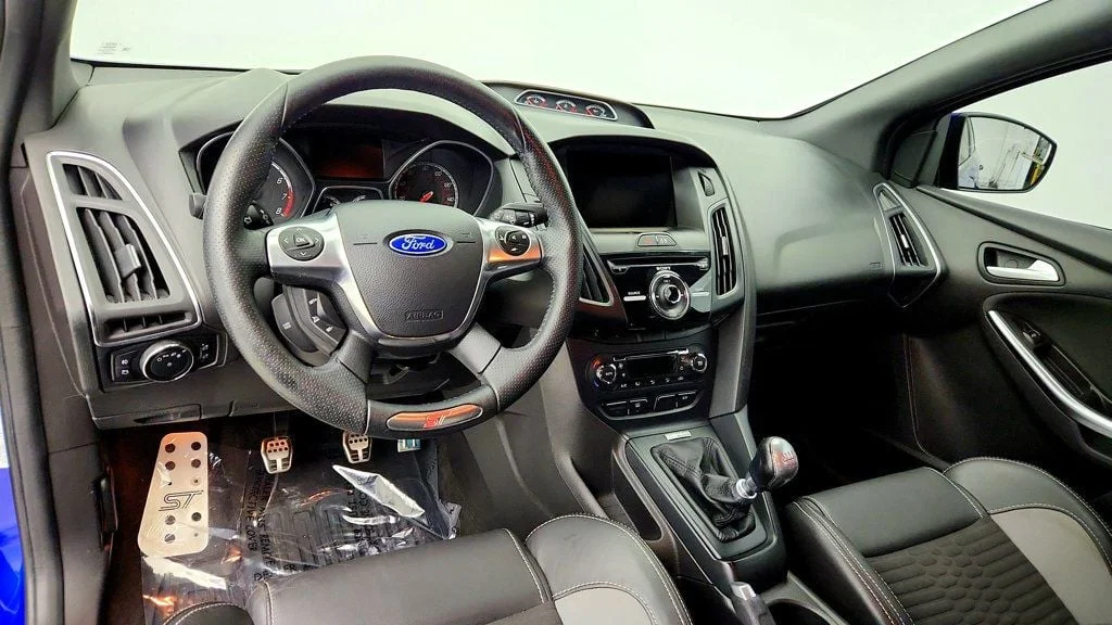 Used 2014 Performance Blue Ford ST Hatchback w/ ST2 Equipment Group & RECARO Sport Seats image 12