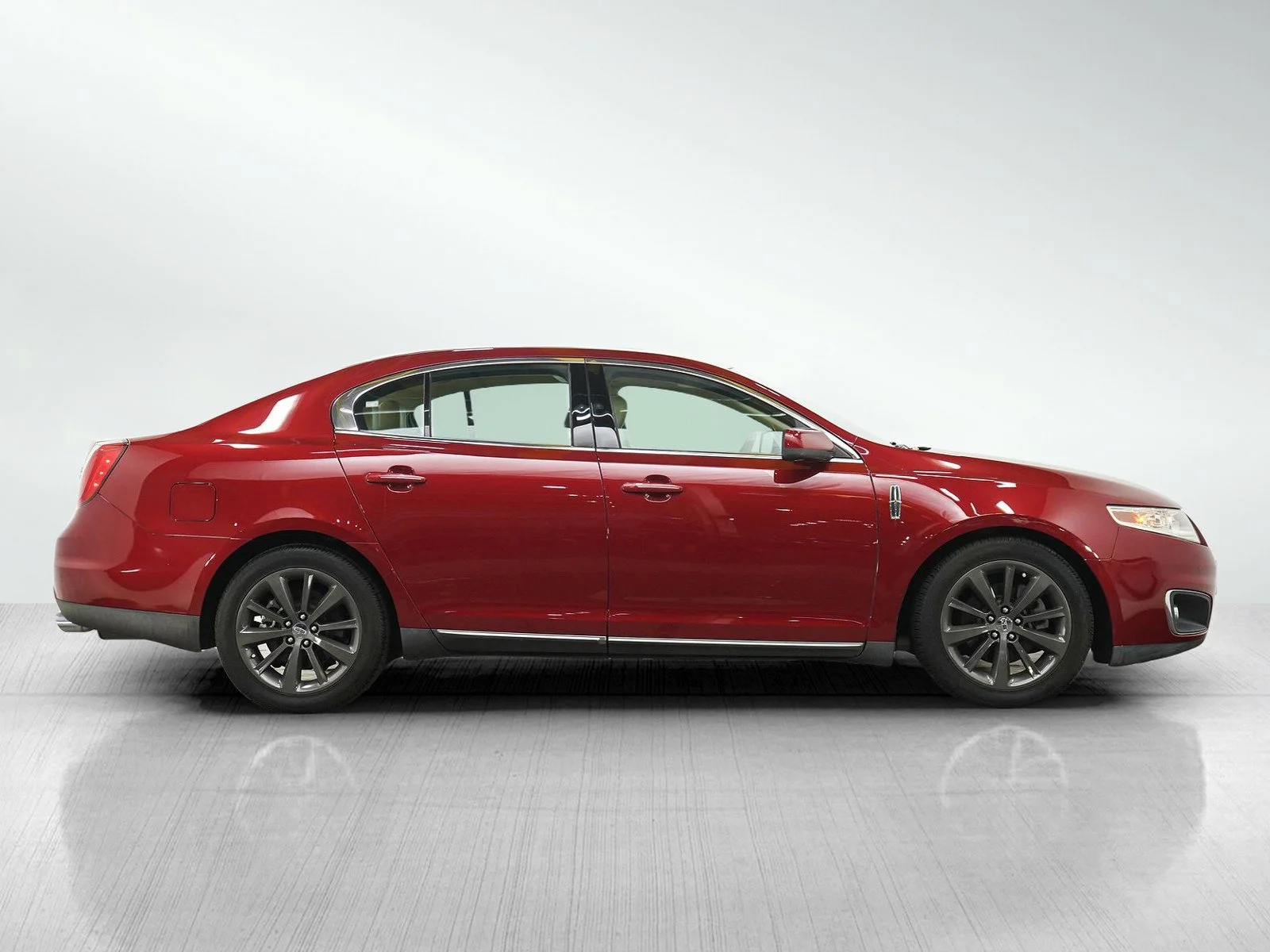 Used 2009 Sangria Red Clearcoat Metallic Lincoln  image 6