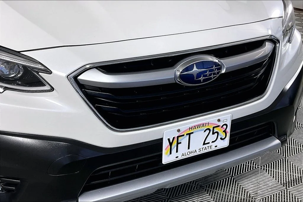 Used 2022 White Subaru Limited image 30