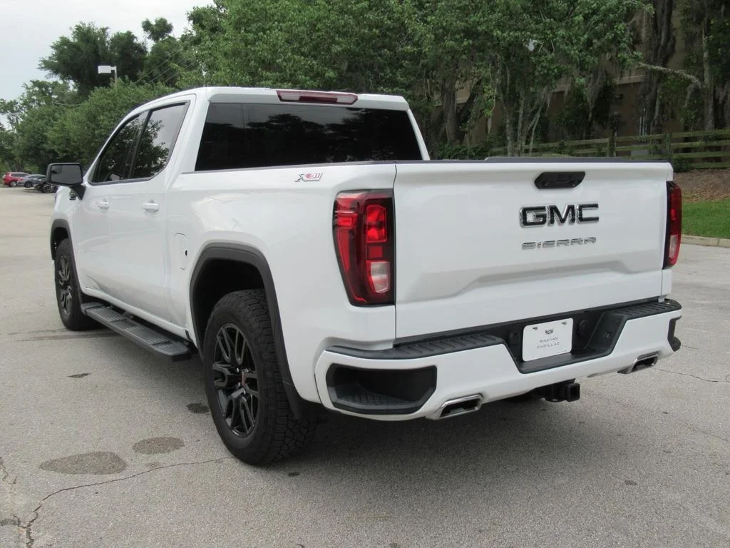 Used 2024 White GMC Elevation image 4