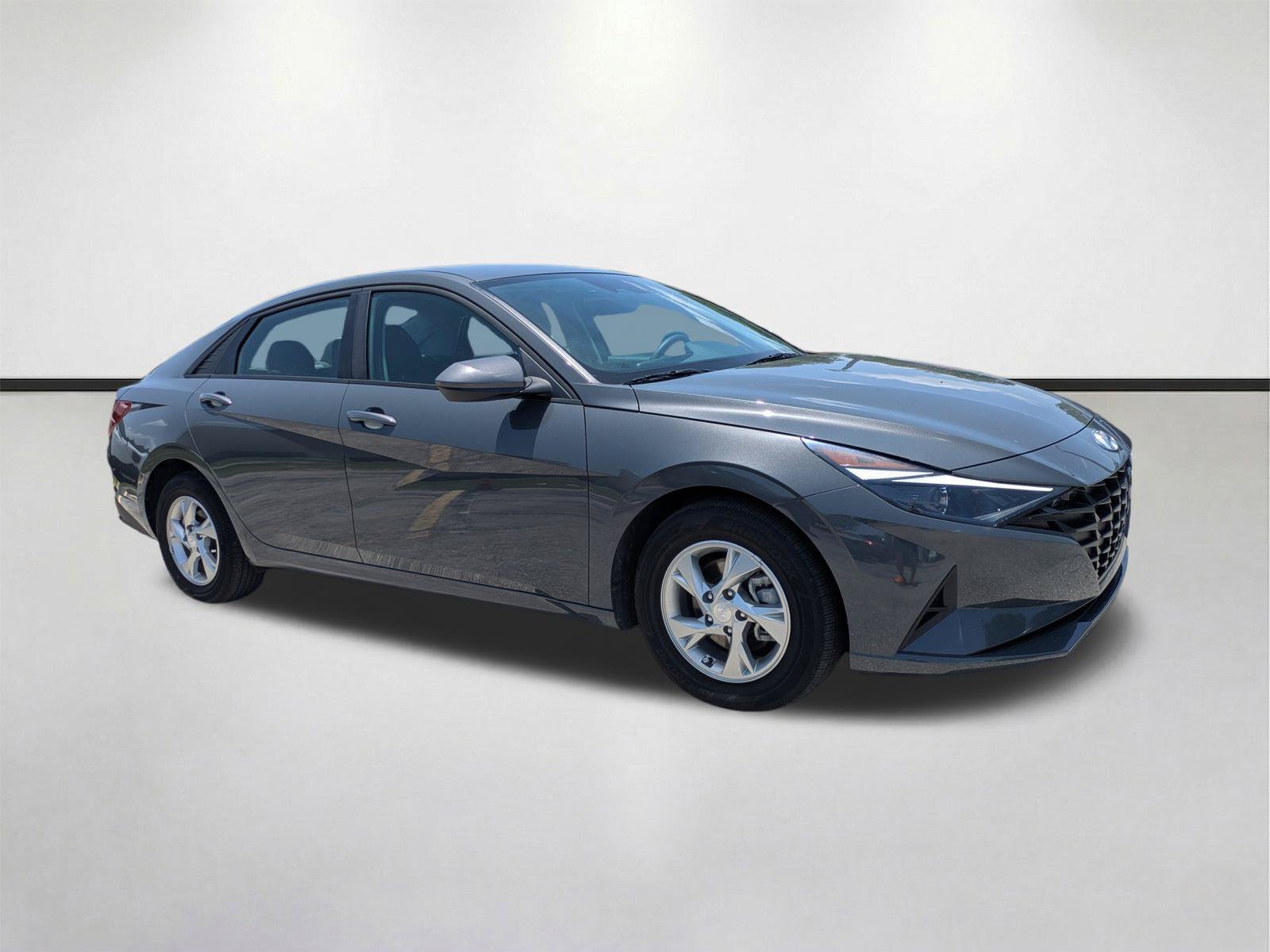 Certified Used 2023 Ecotronic Gray Hyundai SE image 1