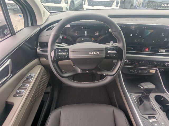 New 2027 Ceramic Silver Kia LXS image 17